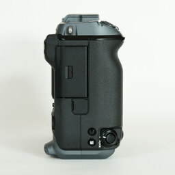 FUJIFILM GFX 100 FUJIFILM GFX 100