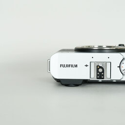 FUJIFILM X-E4 FUJIFILM X-E4