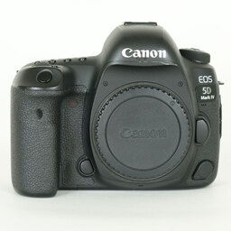 Canon EOS 5D Mark IV