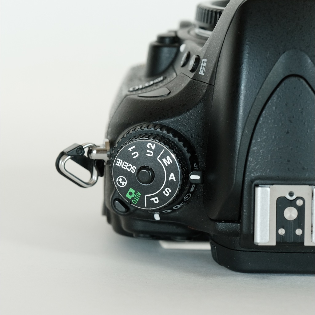 Nikon D610の出品 | ONE SCENE（ワンシーン）