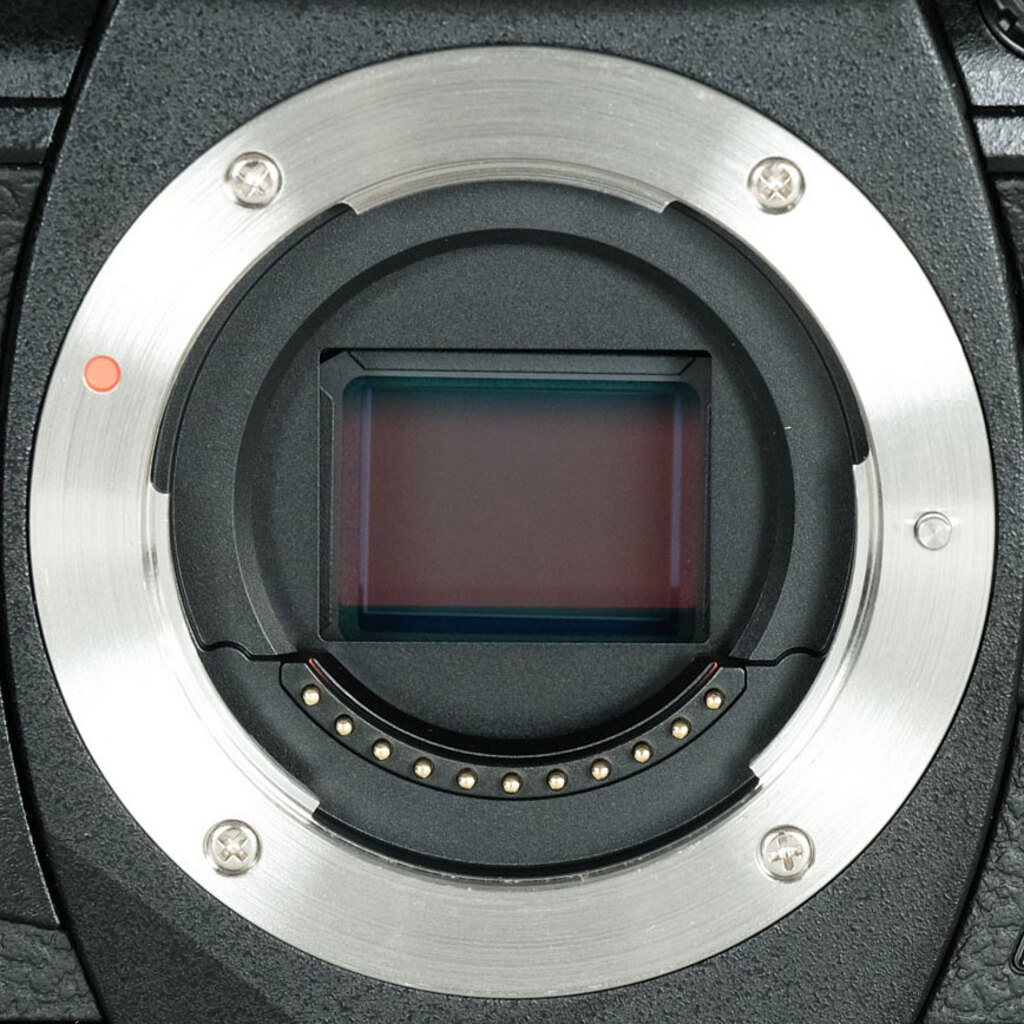 OLYMPUS OM-D E-M1 Mark III OLYMPUS OM-D E-M1 Mark III