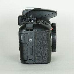 Nikon D5600