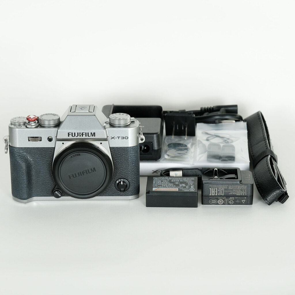 FUJIFILM X-T30の出品 | ONE SCENE（ワンシーン）
