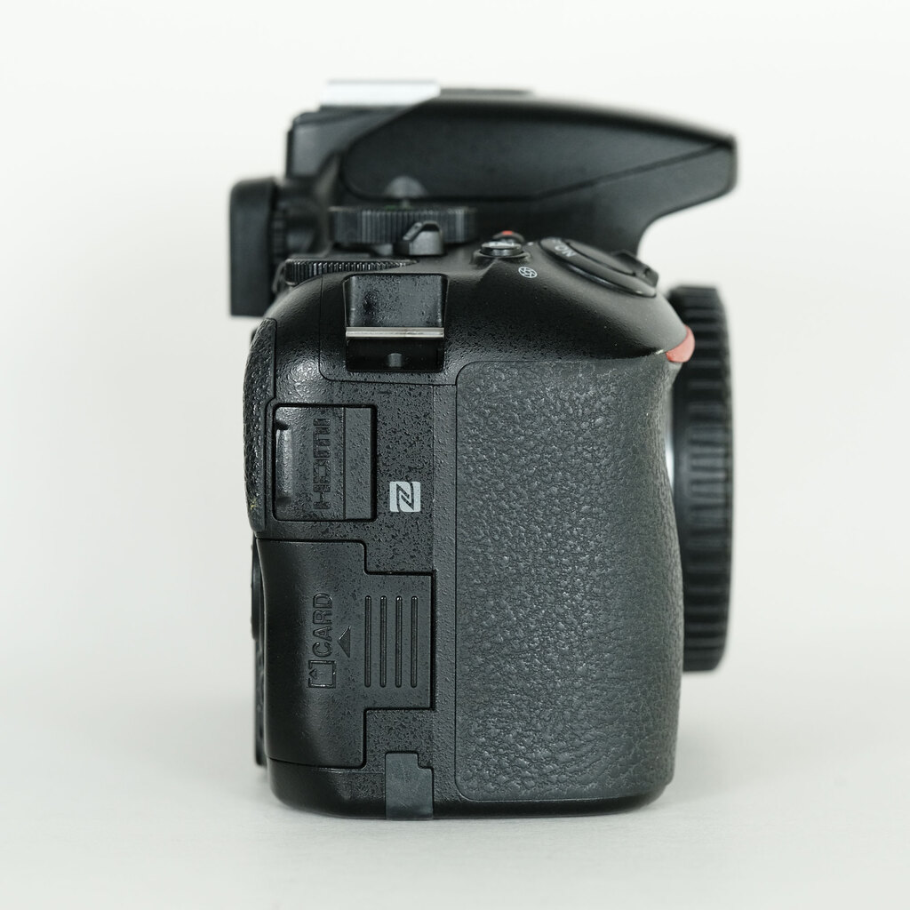 奈々様専用 nikon D5600 ※消されたので再出品