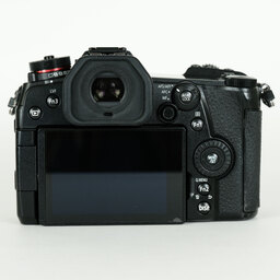 Panasonic LUMIX DC-G9 PRO Panasonic LUMIX DC-G9 PRO