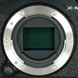 FUJIFILM X-M5