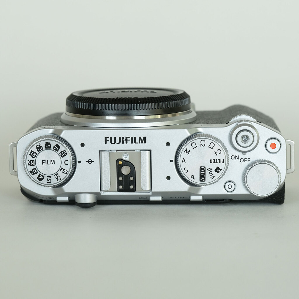 FUJIFILM X-M5 FUJIFILM X-M5