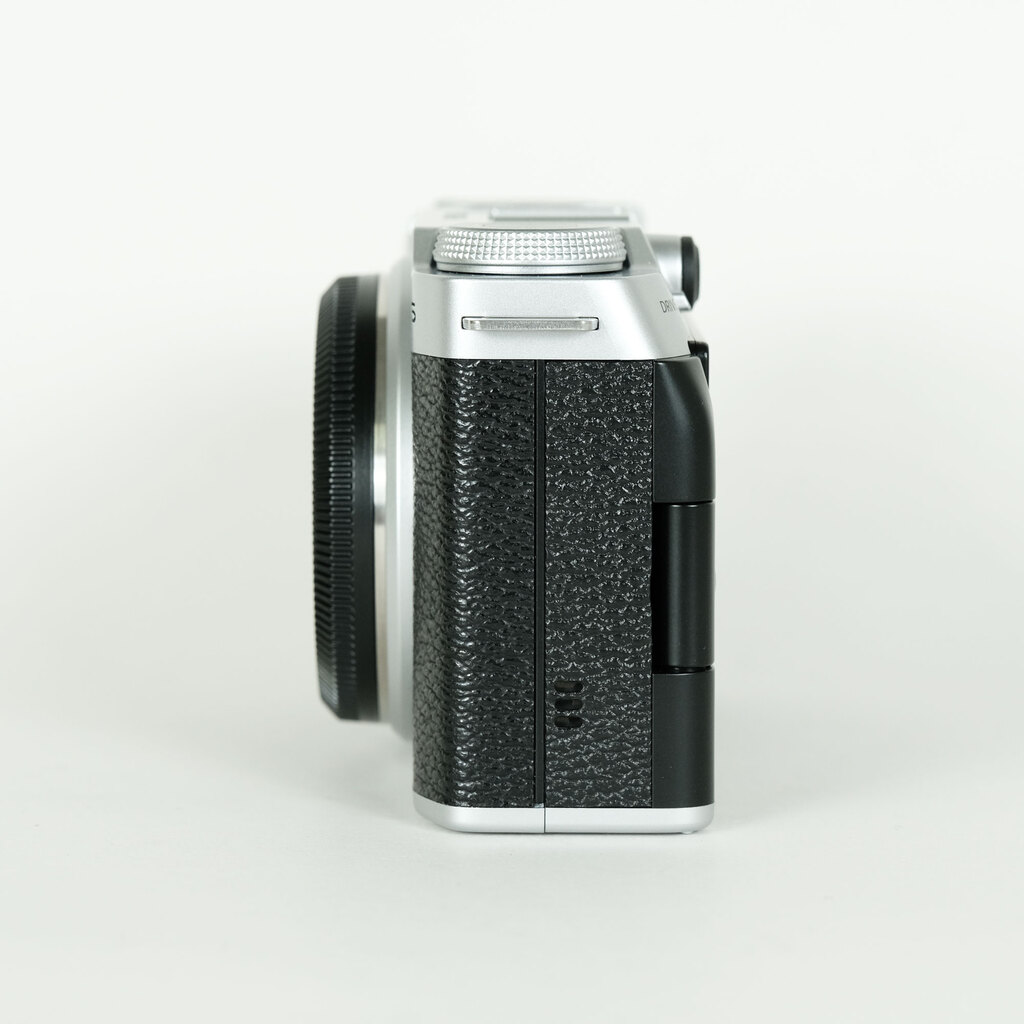 FUJIFILM X-M5 FUJIFILM X-M5