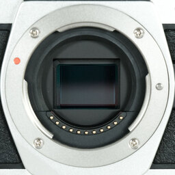 OLYMPUS OM-D E-M10 Mark II OLYMPUS OM-D E-M10 Mark II