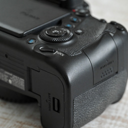 Canon EOS 6D Mark II Canon EOS 6D Mark II