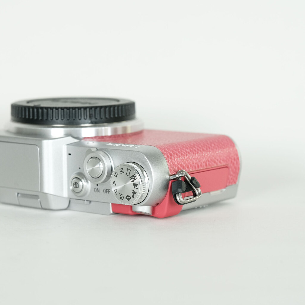Panasonic LUMIX DMC-GF7 ボディ ピンクの出品 | ONE SCENE