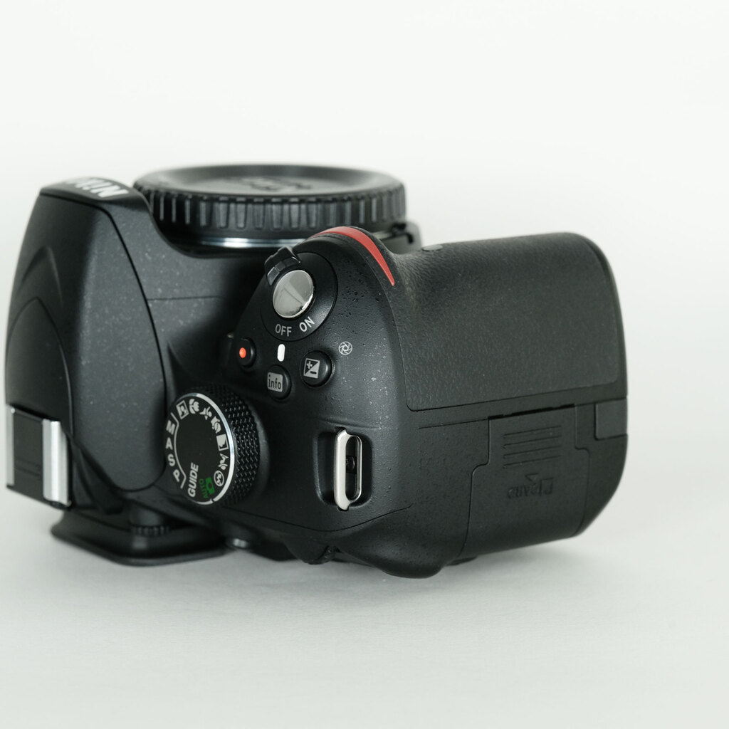 Nikon D3200ボディ ブラック