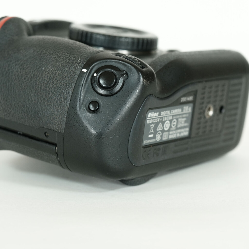 Nikon D5 フィルムカメラ Nikon D5の出品 | ONE SCENE（ワンシーン）