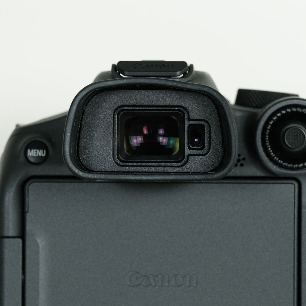 Canon EOS R7 Canon EOS R7