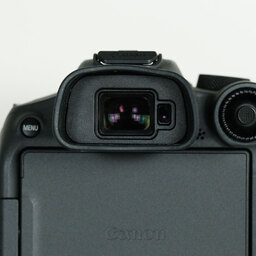 Canon EOS R7 Canon EOS R7