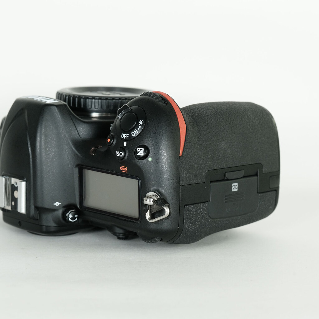 Nikon D500の出品 | ONE SCENE（ワンシーン）