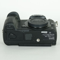 Panasonic LUMIX DC-GH5 Panasonic LUMIX DC-GH5