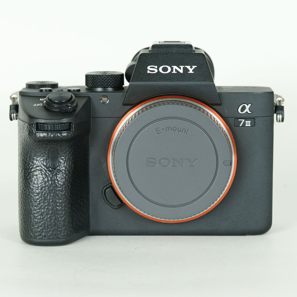 SONY α7 III(ILCE-7M3) SONY α7 III(ILCE-7M3)