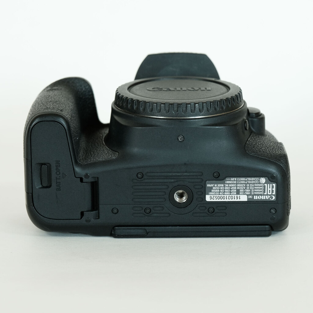 Canon EOS Kiss X9i Canon EOS Kiss X9i