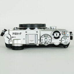 OLYMPUS PEN-F OLYMPUS PEN-F