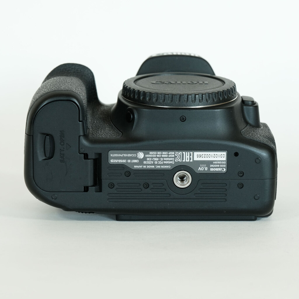 Canon EOS 80D Canon EOS 80D
