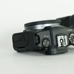 Canon EOS RP Canon EOS RP
