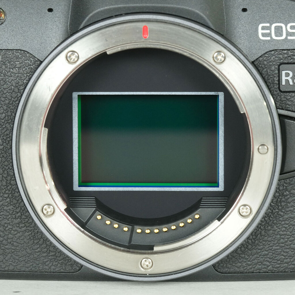 Canon EOS R8 Canon EOS R8