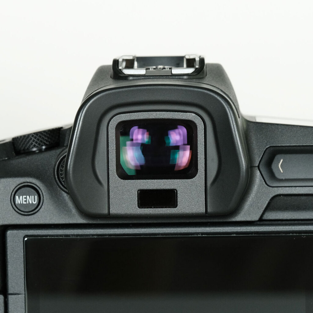 Canon EOS R Canon EOS R