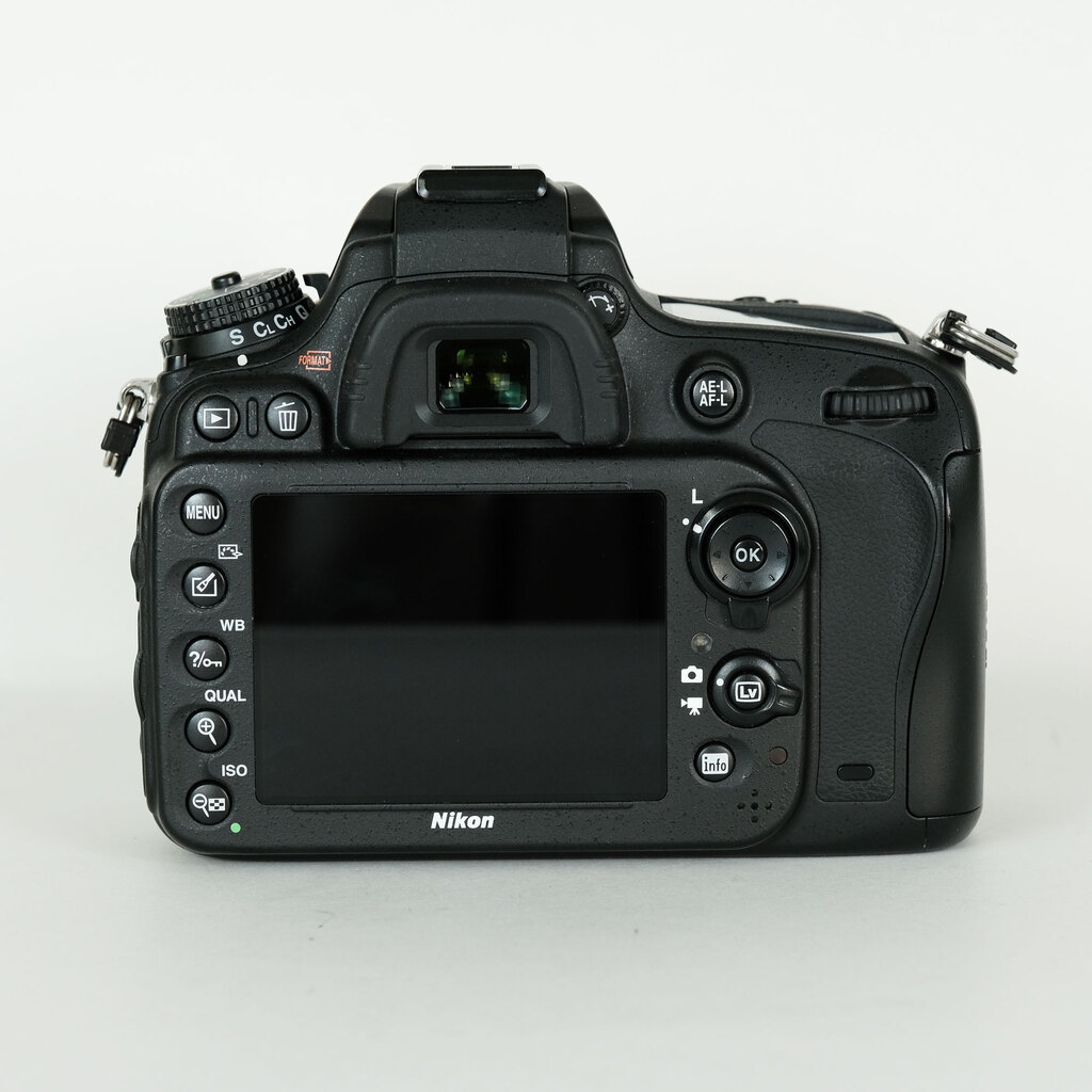 Nikon D600