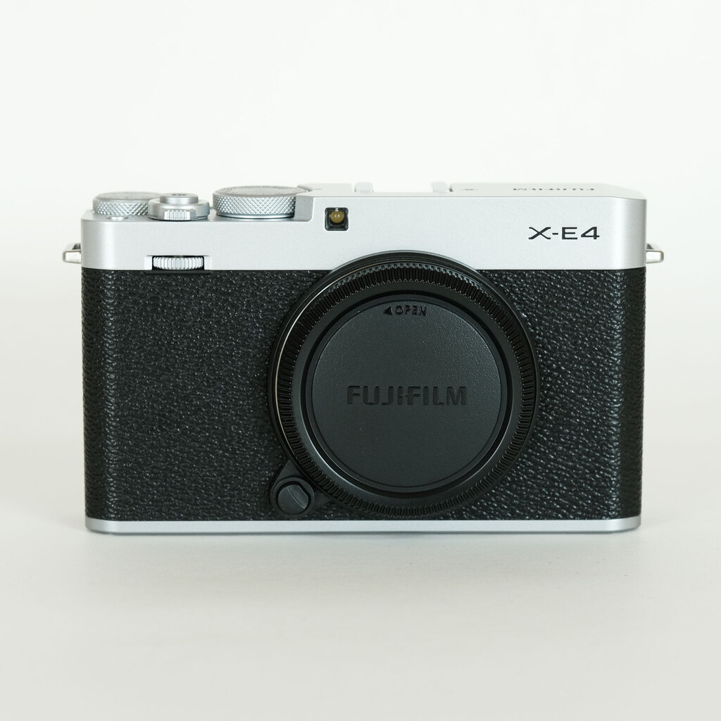 FUJIFILM X-E4の出品 | ONE SCENE（ワンシーン）