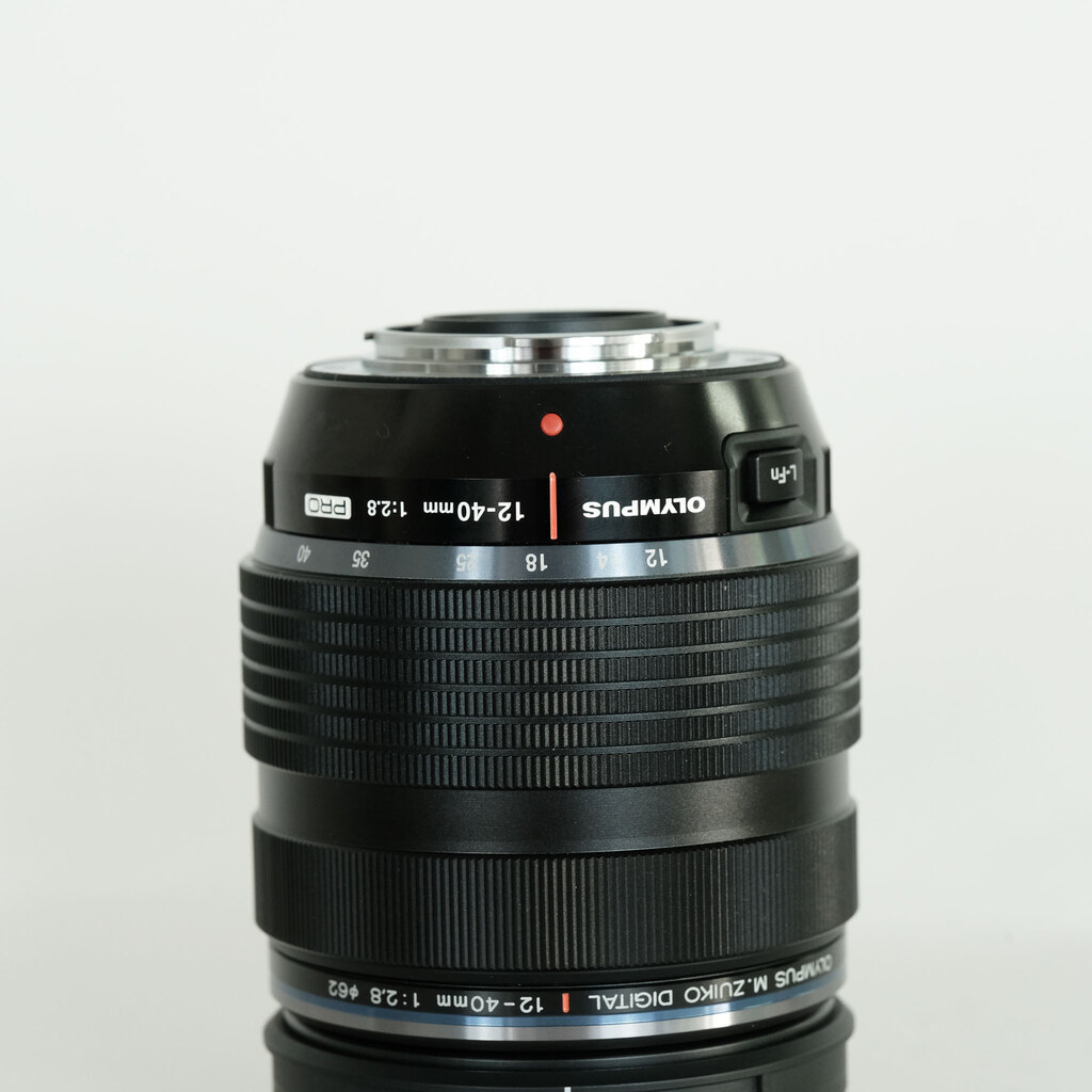 OLYMPUS OM-D E-M1 Mark III OLYMPUS OM-D E-M1 Mark III
