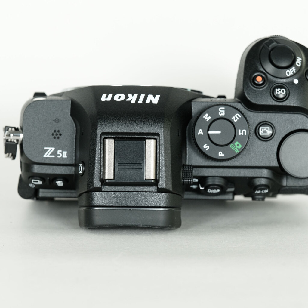 NIKON Z5 ボディ シャッター数8011 NIKON Z5 ボディ シャッター数8011 - メルカリ