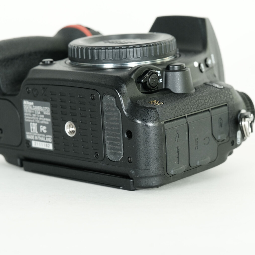 Nikon D750　SS24,060枚　美品