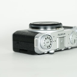 FUJIFILM X-M5 FUJIFILM X-M5