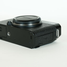 FUJIFILM X-E4 FUJIFILM X-E4