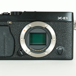 FUJIFILM X-E1 ブラック FUJIFILM X-E1 ブラック