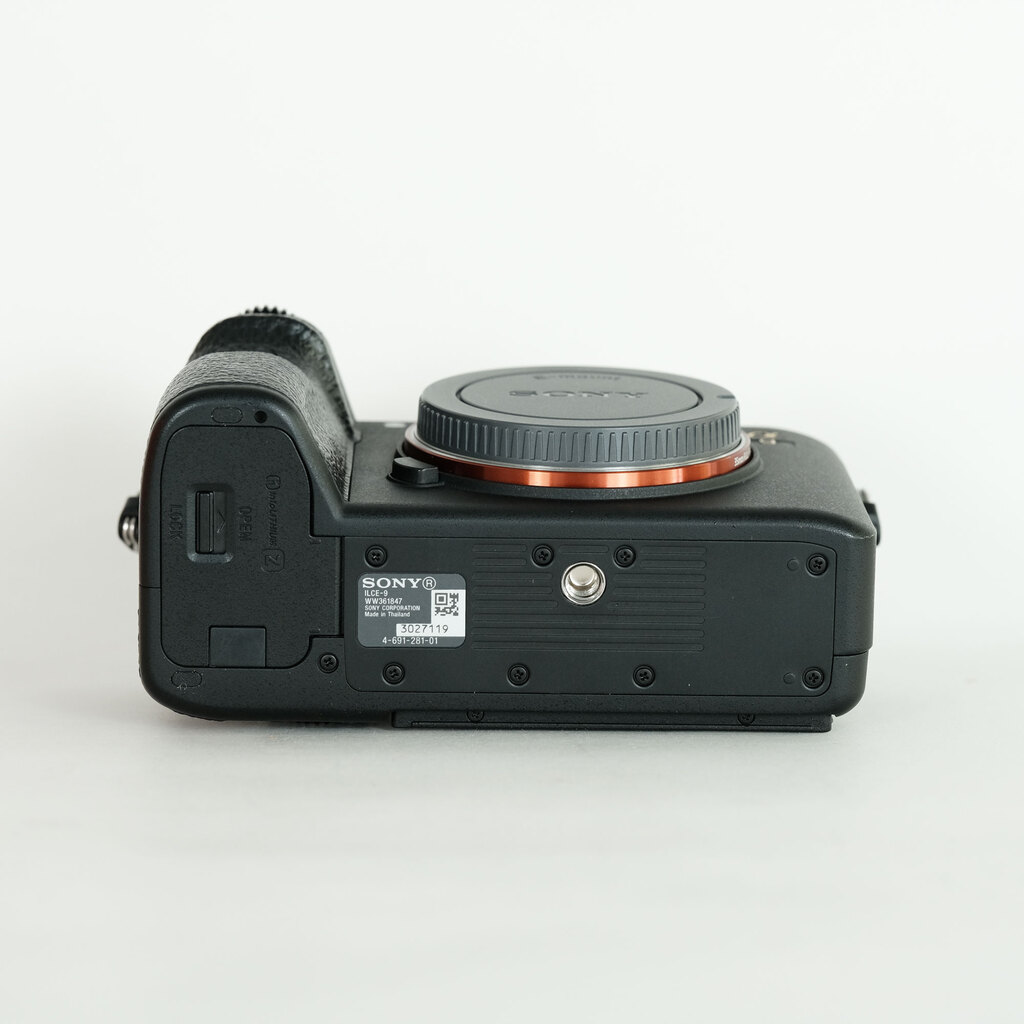 SONY α9(ILCE-9) SONY α9(ILCE-9)
