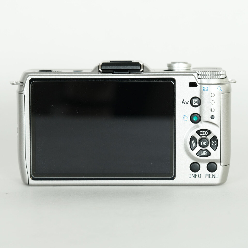 PENTAX Q7 ズームレンズキット シルバー