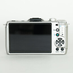 PENTAX Q7 ズームレンズキット シルバー