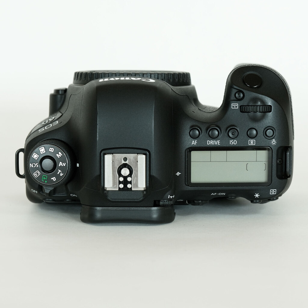 Canon EOS 6D Mark IIの出品 | ONE SCENE（ワンシーン）