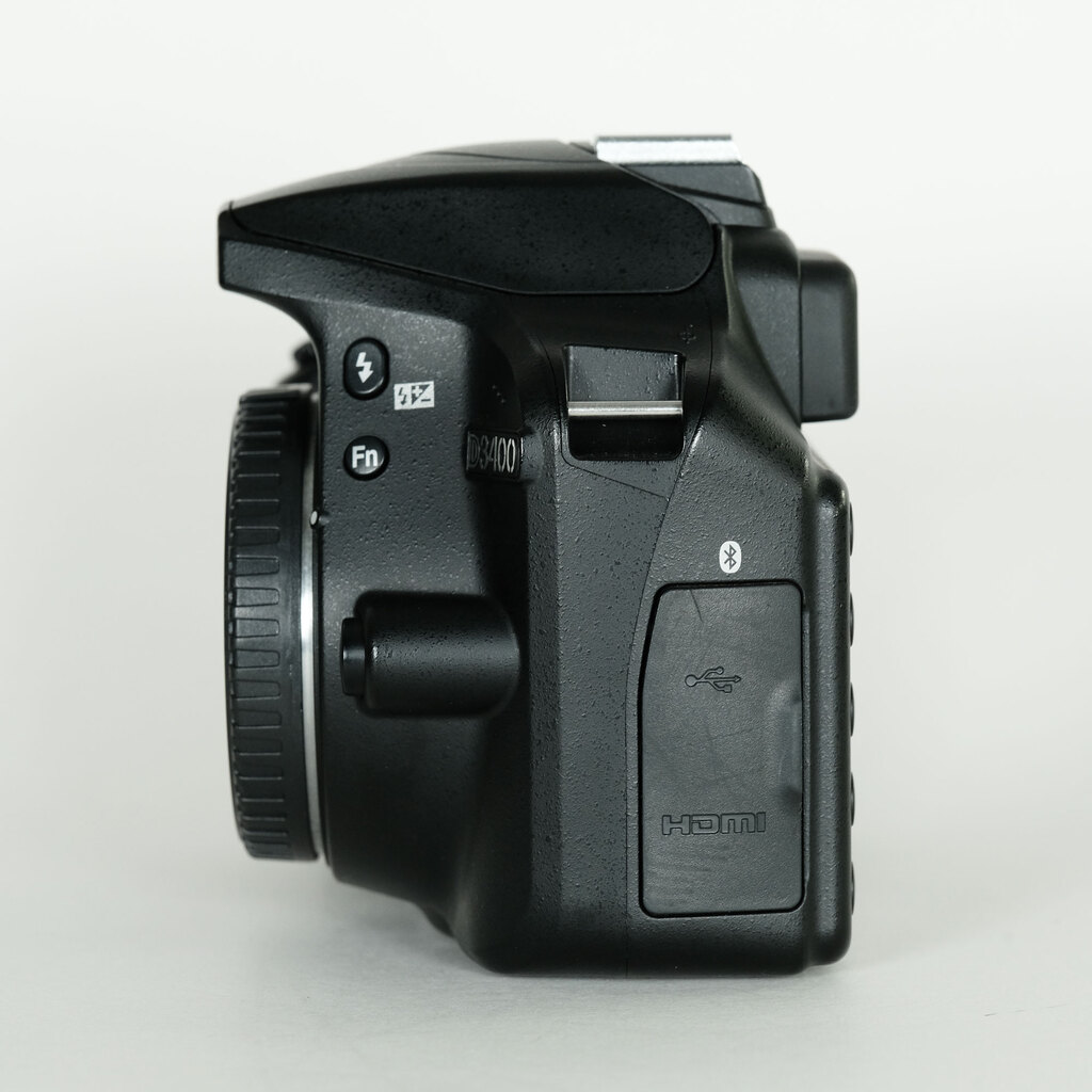 Nikon D3400 Nikon D3400