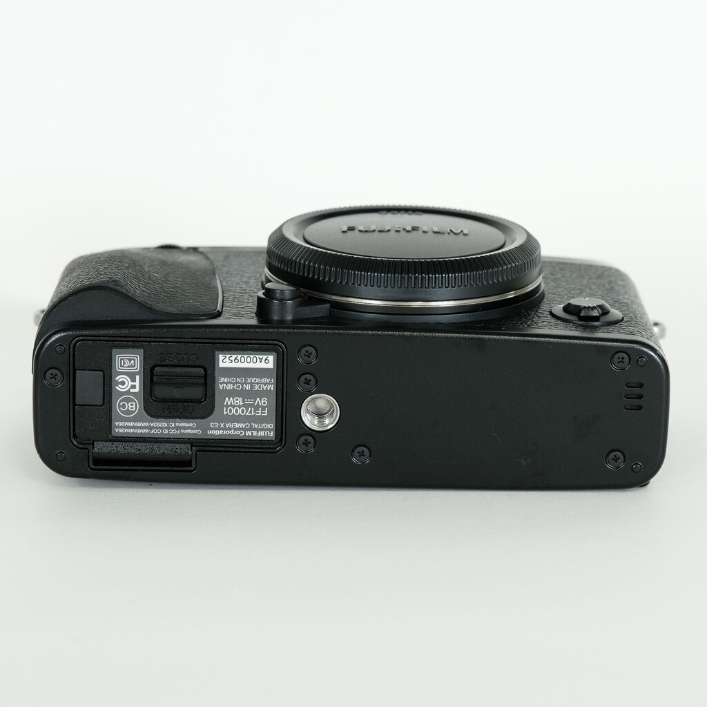 FUJIFILM X-E3 FUJIFILM X-E3