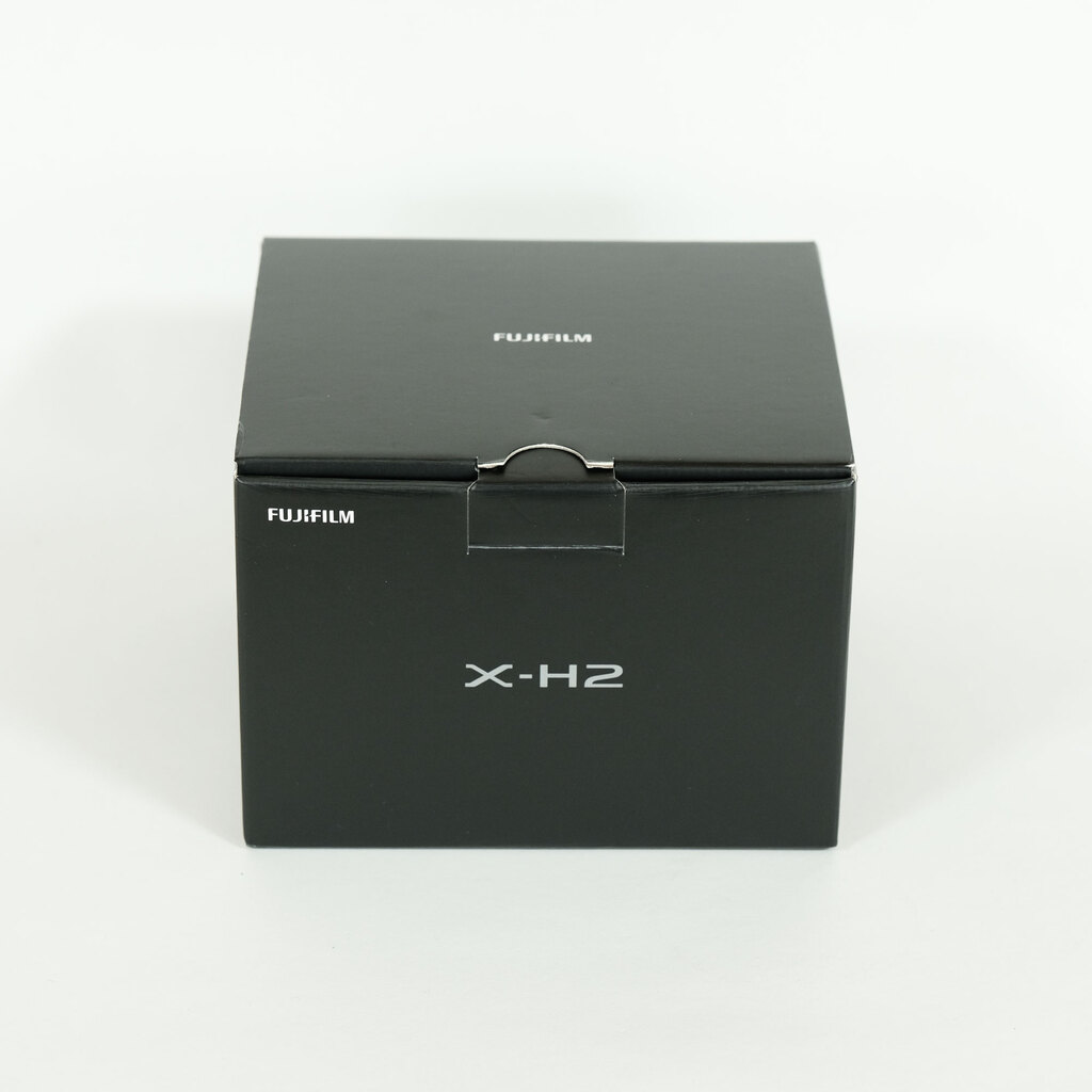 FUJIFILM X-H2 FUJIFILM X-H2