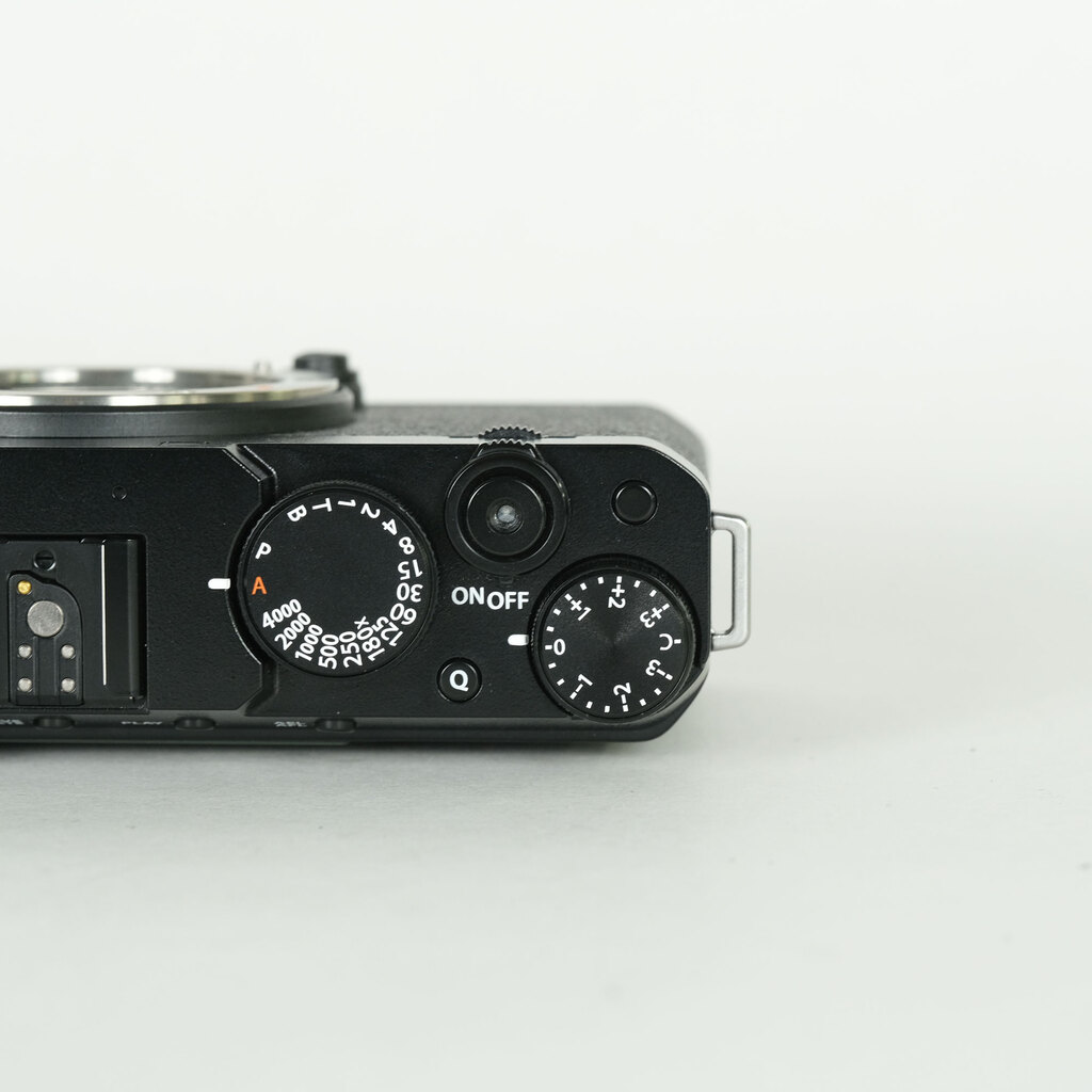 FUJIFILM X-E4 FUJIFILM X-E4