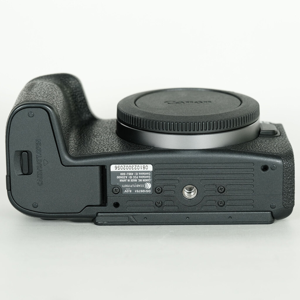 Canon EOS RPの出品 | ONE SCENE（ワンシーン）