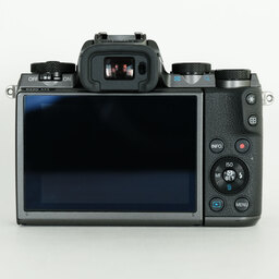 Canon EOS M5 Canon EOS M5