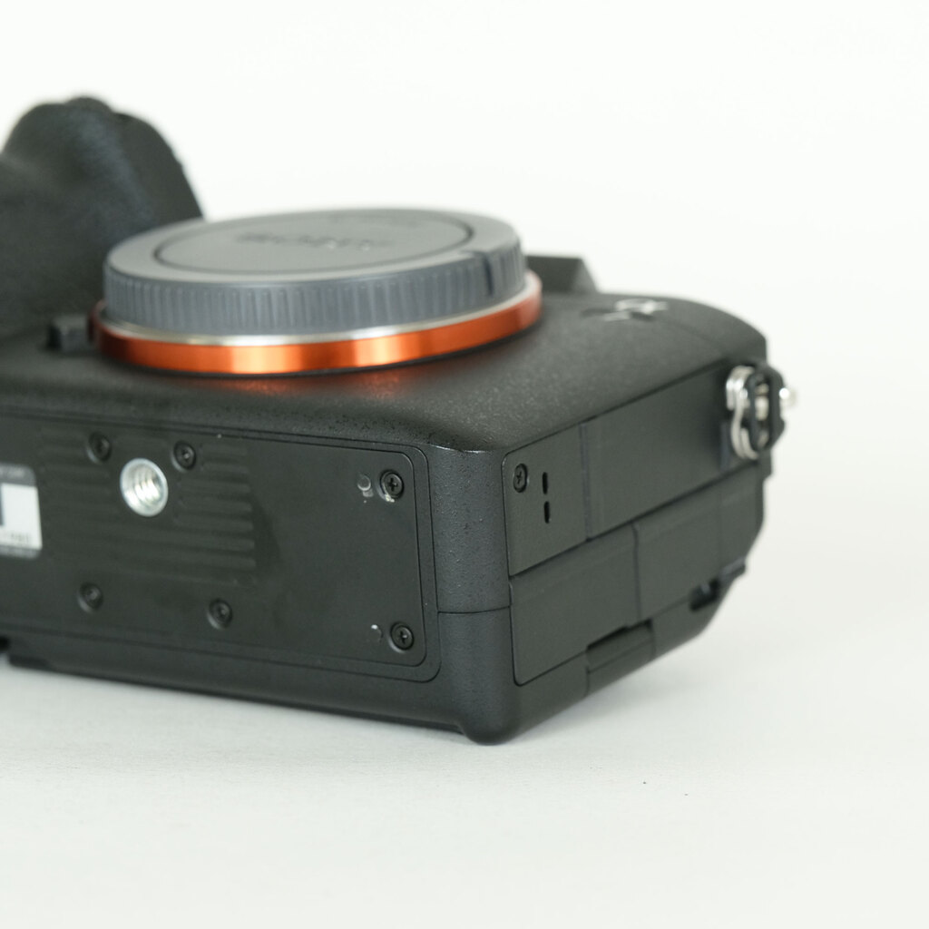 SONY α7 IV(ILCE-7M4) SONY α7 IV(ILCE-7M4)