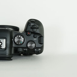 Canon EOS R6 Canon EOS R6