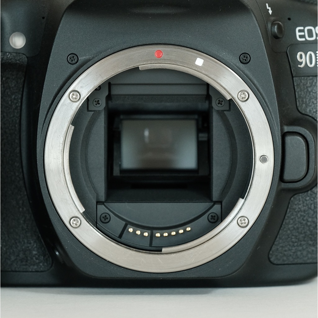 Canon EOS 90D ボディのみ　ジャンク Canon EOS 90Dの出品 | ONE SCENE（ワンシーン）