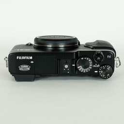 FUJIFILM X-E1 ブラック FUJIFILM X-E1 ブラック